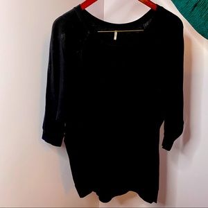 Oversized Black top with 3/4 sleeves